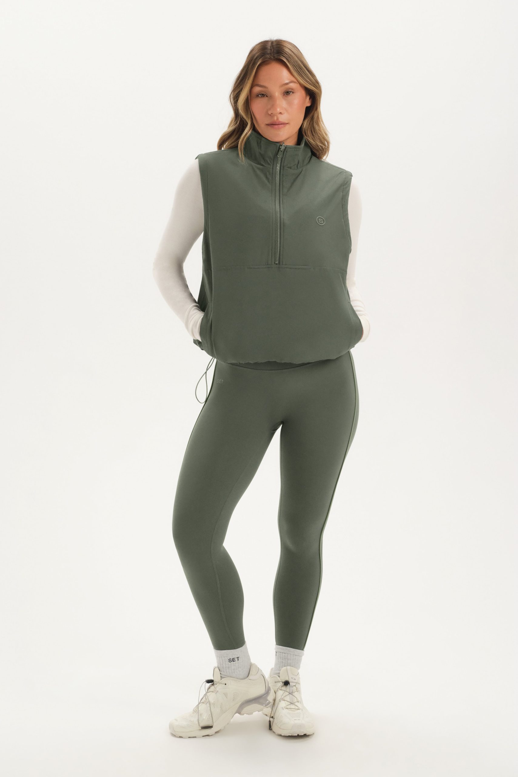 MICROFLEECE/NYLON DUET REVERSIBLE VEST - GROTTO - Image 3