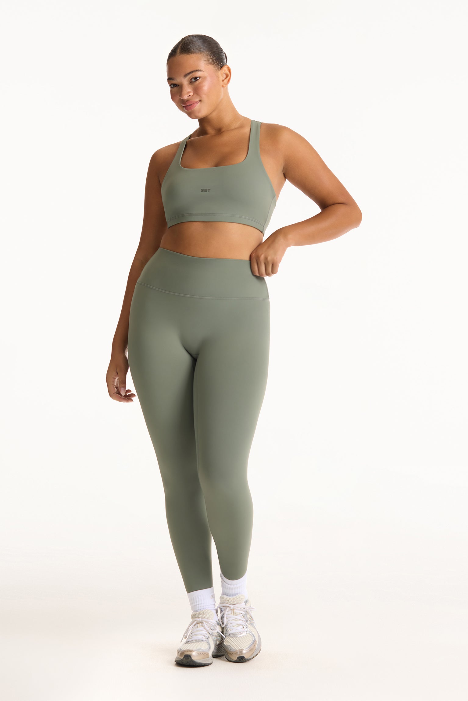SPORTBODY® SPORTY HIGH-RISE LEGGINGS - KELP - Image 3