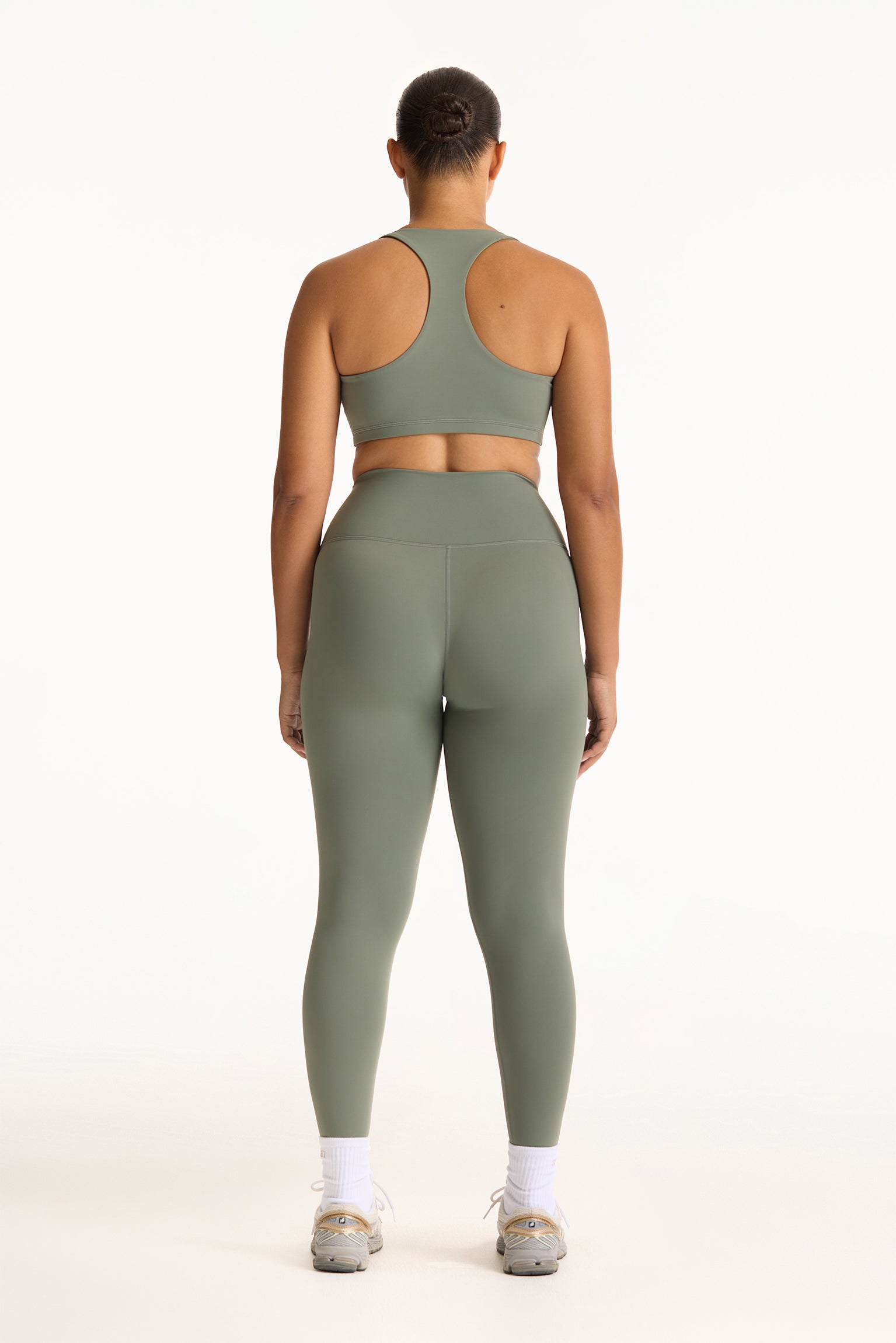 SPORTBODY® SPORTY HIGH-RISE LEGGINGS - KELP - Image 4