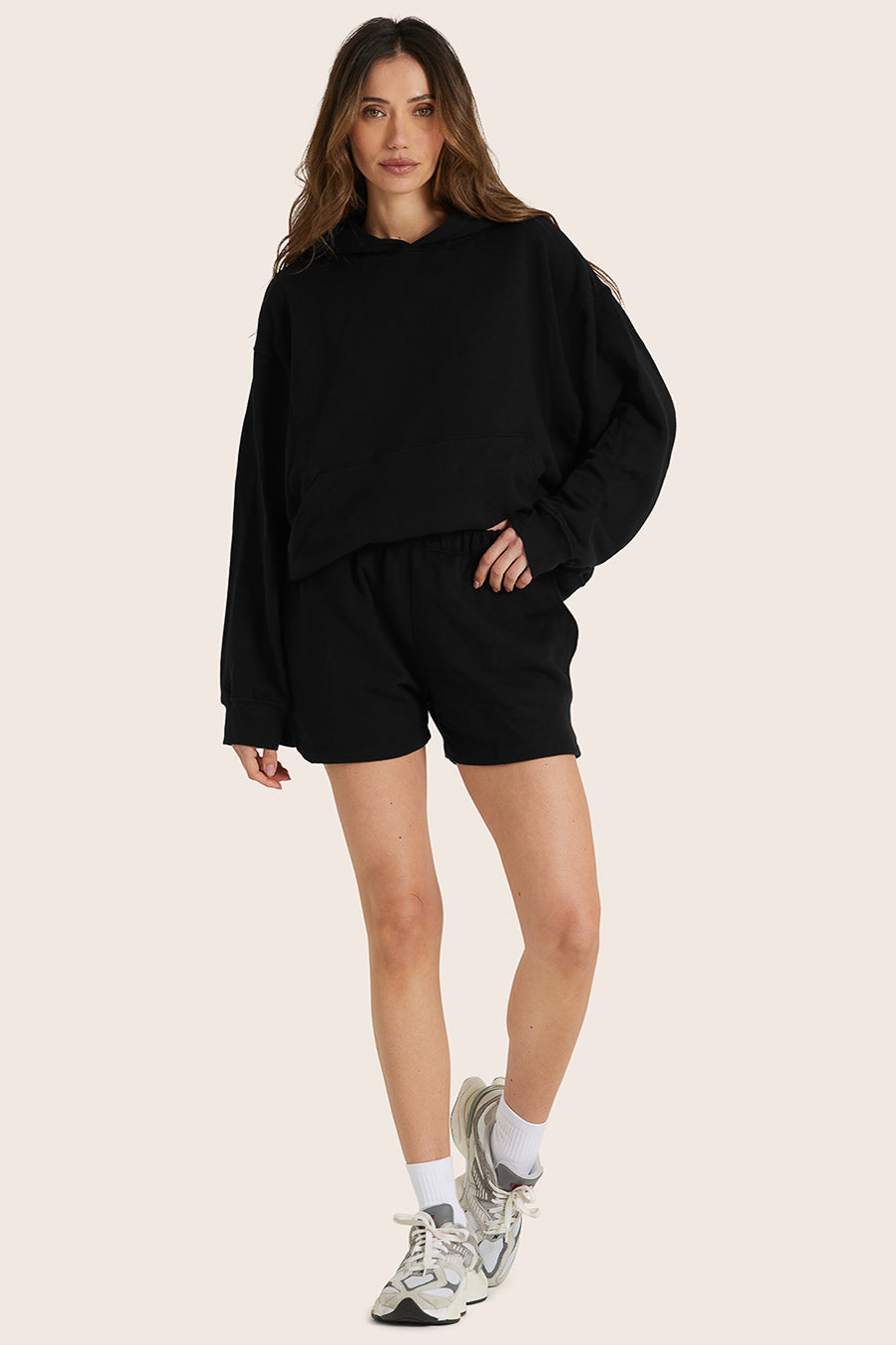 LIGHTWEIGHT SWEATS CLASSIC VINTAGE SWEAT SHORTS - ONYX - Image 2